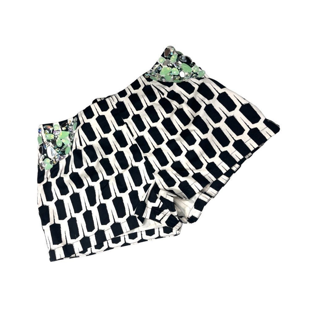 Lulumari Women's Decorative Rhinestone Abstract Shorts Black White Size Medium